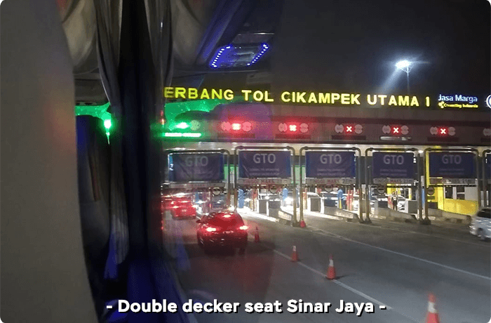 deck-atas-double-decker-sinar-jaya Tips Memilih Kursi Bus AKAP