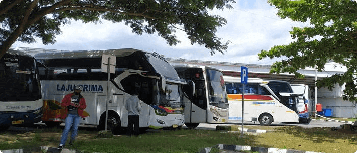Syarat naik bus antar provinsi